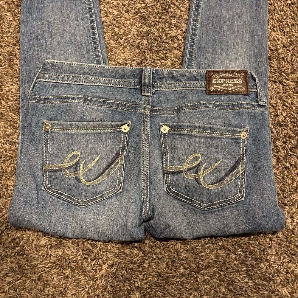 Women’s Express Jeans